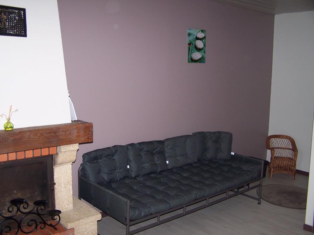 Gite Des Noisetiers Saint-Junien Exterior foto